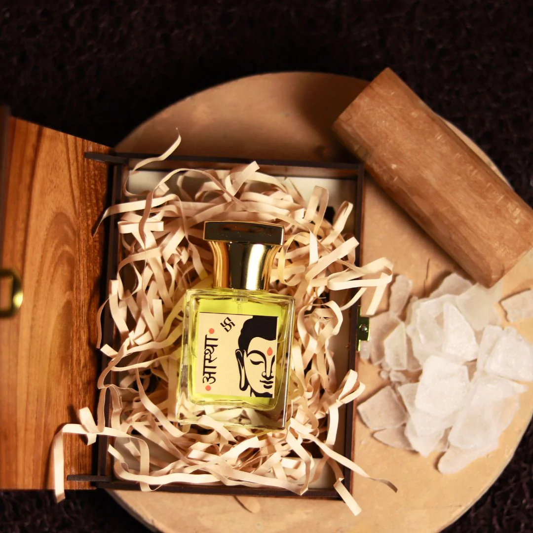 Aastha Perfume - एक आध्यात्मिक एहसास ( लाल चंदन से बनाया गया है ) - Image 2